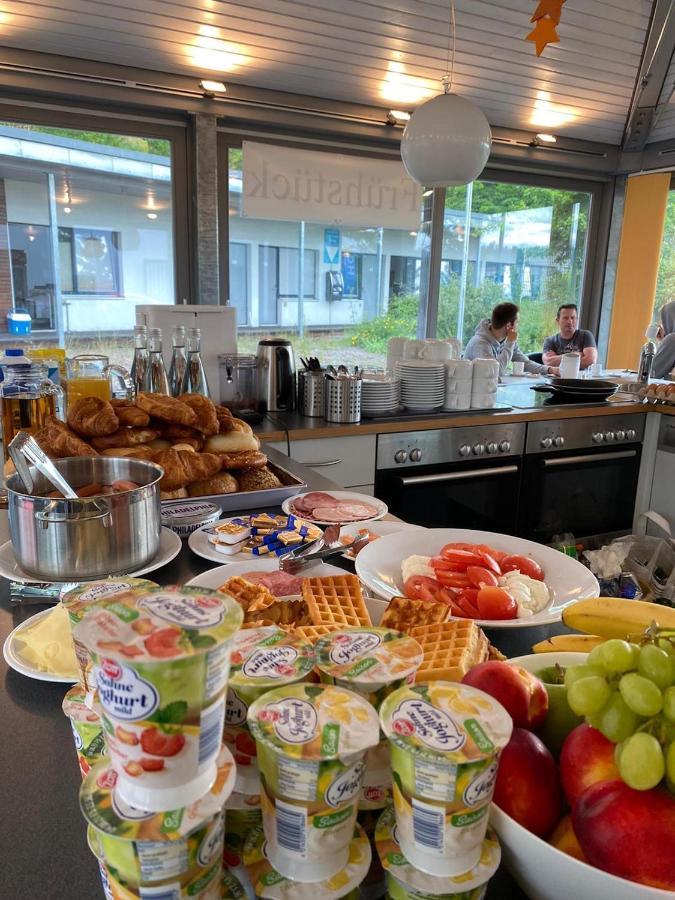 Sport Arena Hotel Waldshut-Tiengen Eksteriør billede